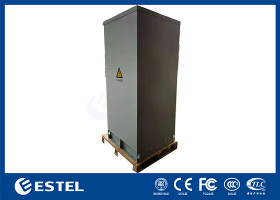 IP55 Armoire de télécommunication extérieure avec unité de distribution d'alimentation à support de 19 pouces et étagère de batterie