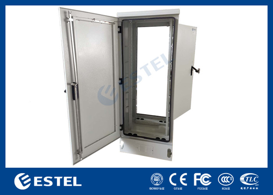 IP65 Armoire de télécommunications extérieure Plaque en aluminium avec double porte Ventilation naturelle