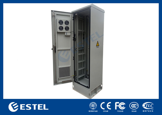 ET6060217A-42U Armoire de communication extérieure 19 pouces Armoire avec ventilateur porte double IP55